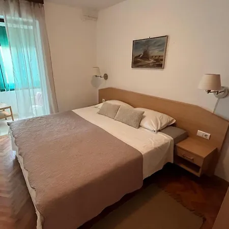 Apartments Medulin アパート メドゥリン